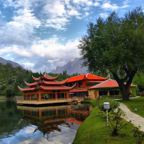 listing-details-carousel